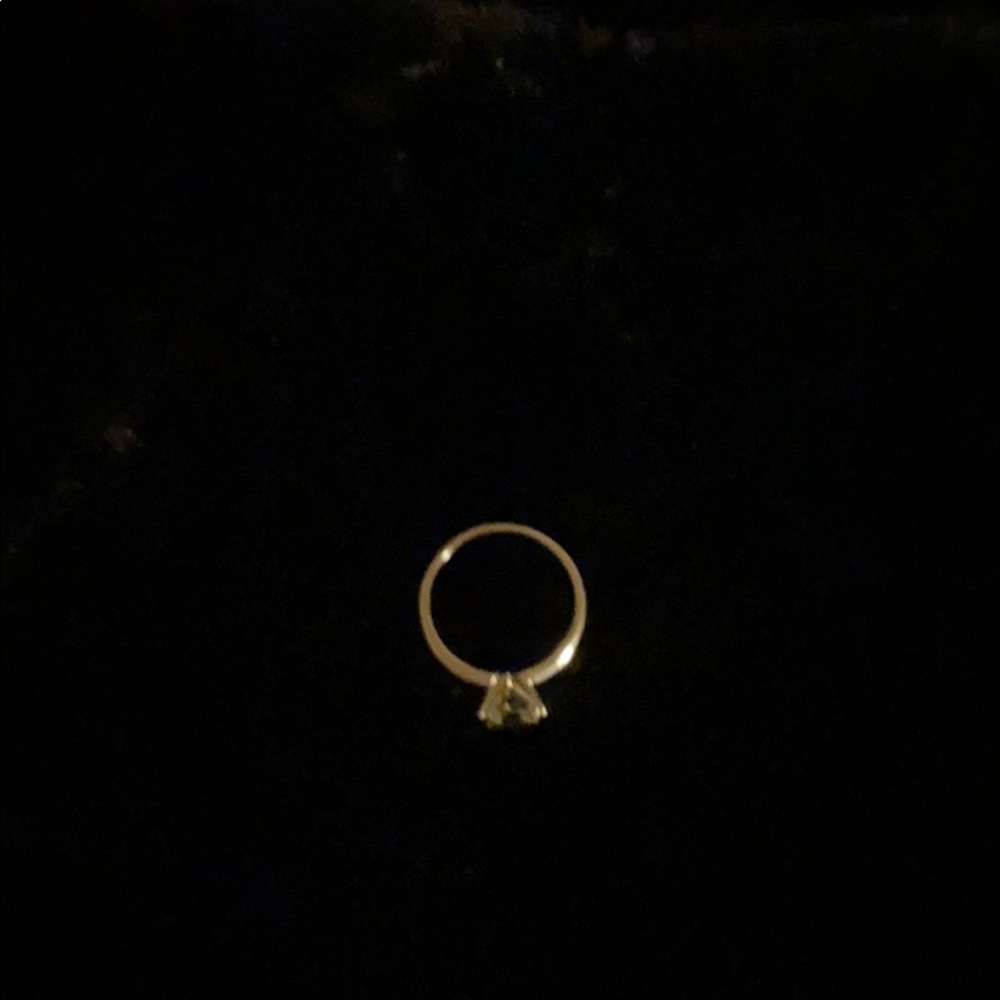 Ring - Picture 3 of 3
